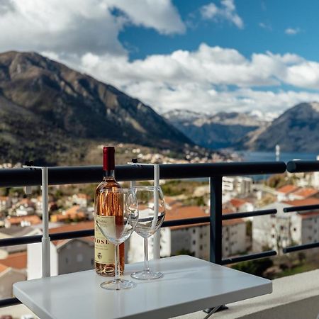 Lana Sea View Apartment Kotor Luaran gambar