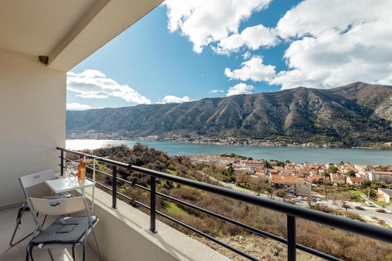Lana Sea View Apartment Kotor Luaran gambar