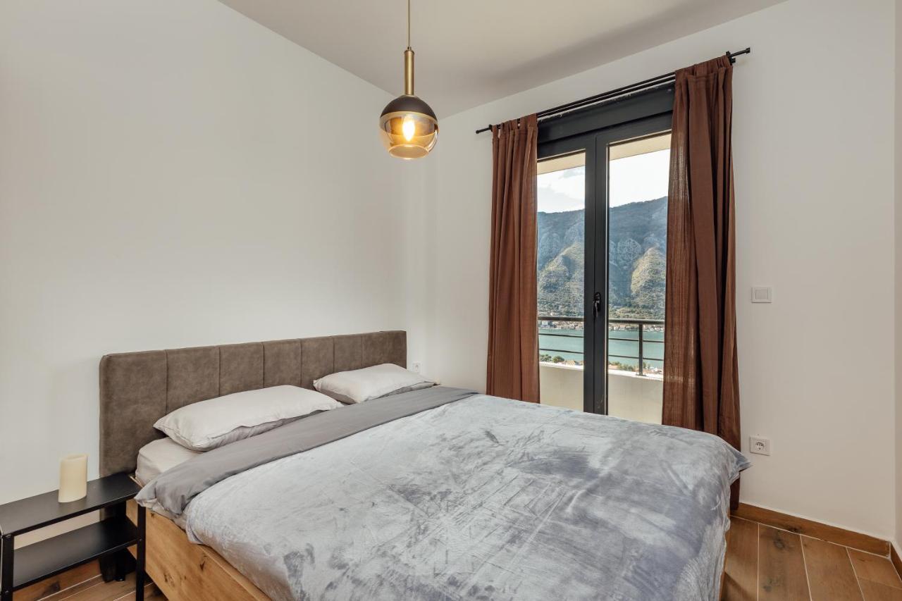 Lana Sea View Apartment Kotor Luaran gambar