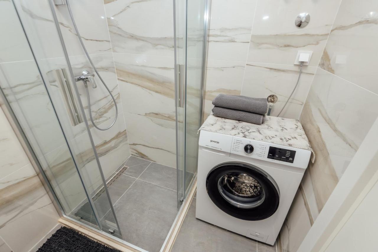 Lana Sea View Apartment Kotor Luaran gambar