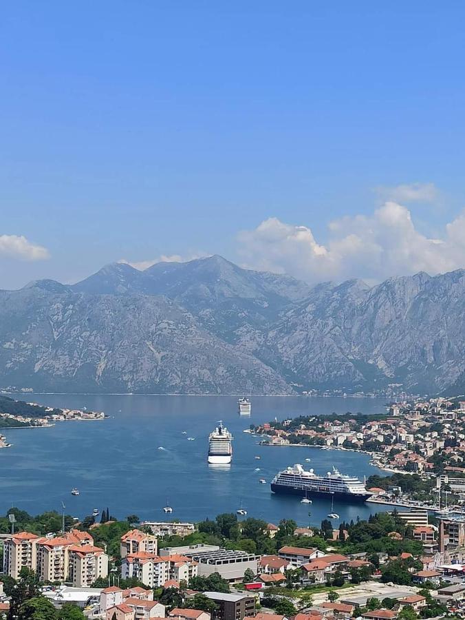 Lana Sea View Apartment Kotor Luaran gambar